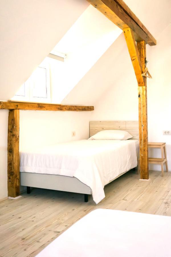 Bread&Breakfast Hostel Βουκουρέστι Εξωτερικό φωτογραφία
