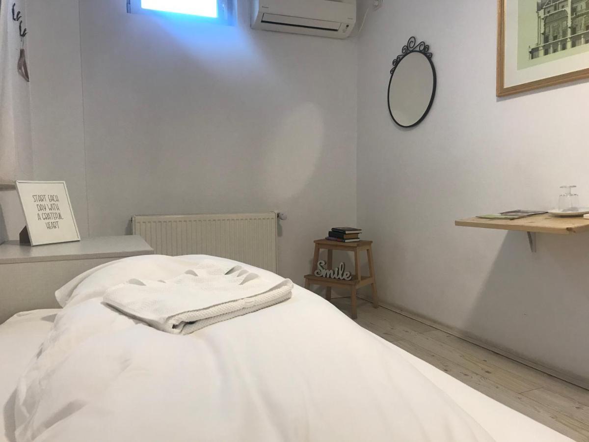Bread&Breakfast Hostel Βουκουρέστι Εξωτερικό φωτογραφία