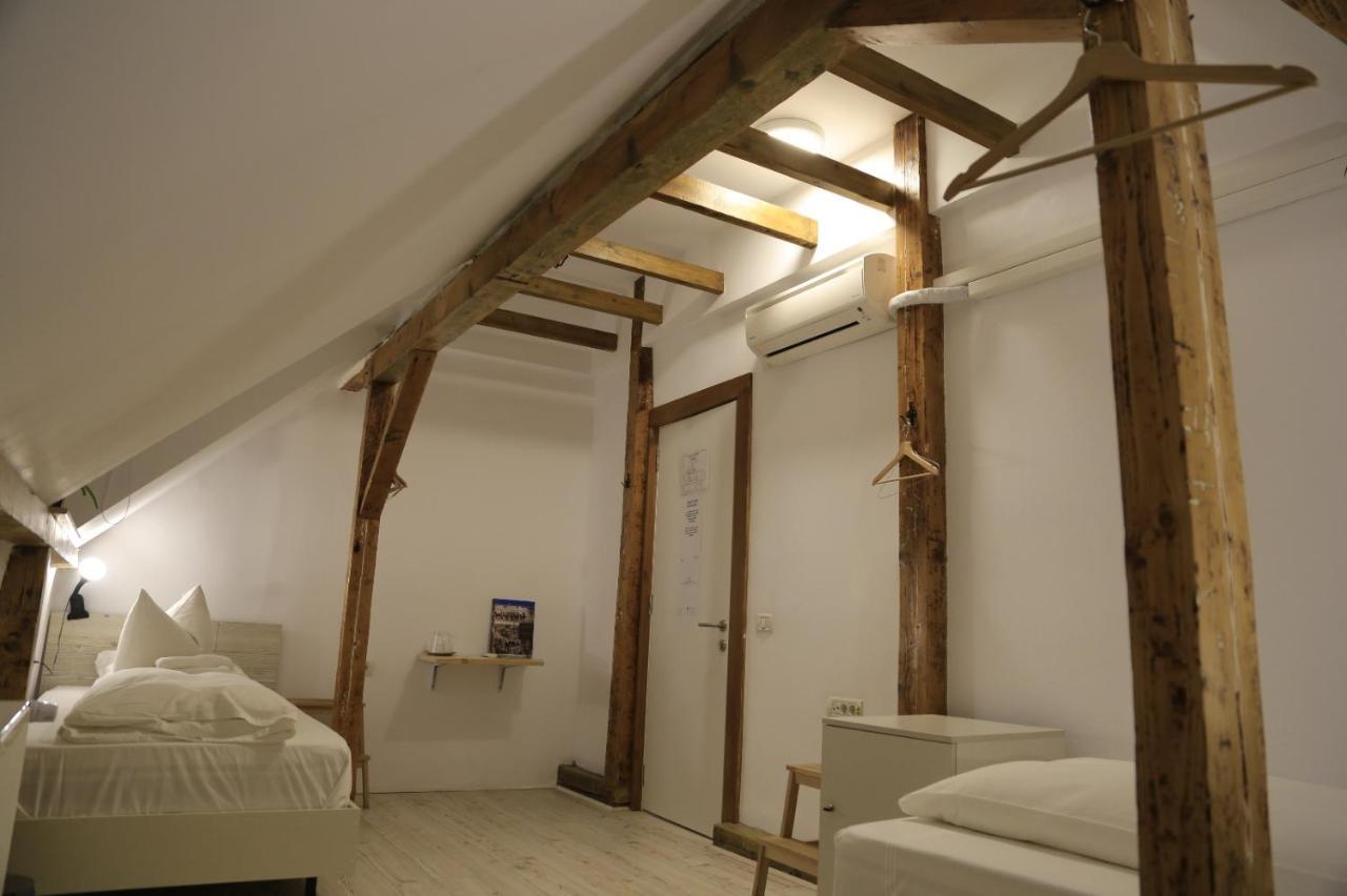 Bread&Breakfast Hostel Βουκουρέστι Εξωτερικό φωτογραφία