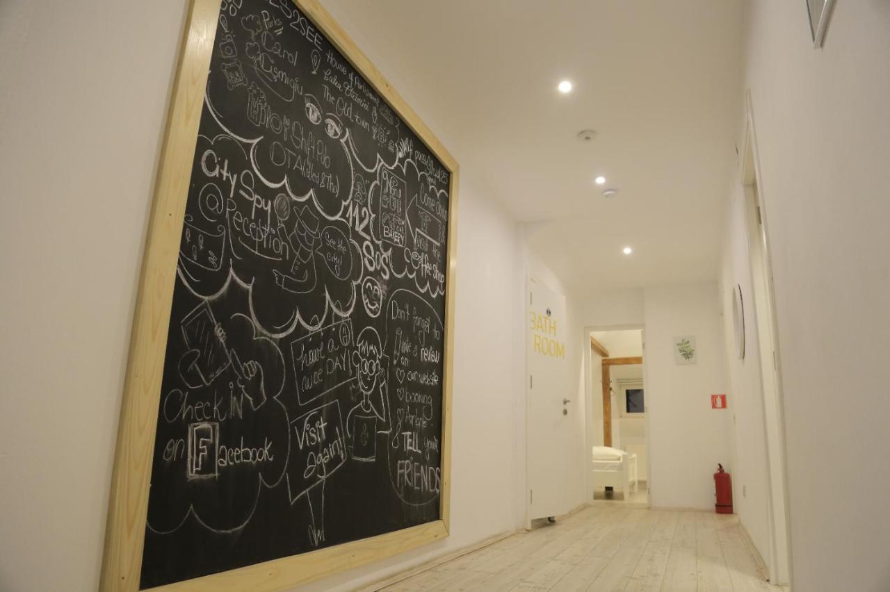 Bread&Breakfast Hostel Βουκουρέστι Εξωτερικό φωτογραφία